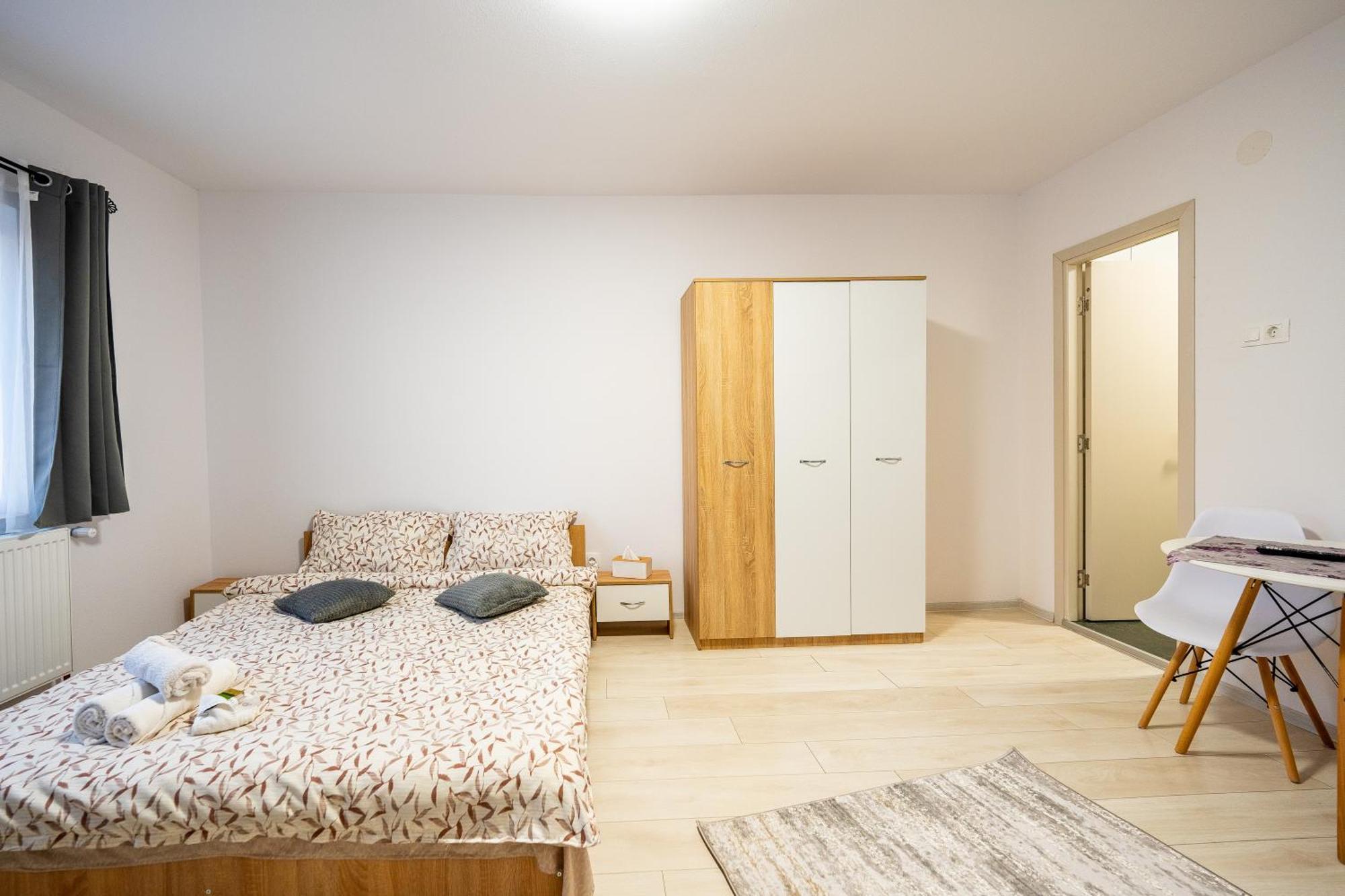 Yvett House Hotel Sfantu Gheorghe  Luaran gambar