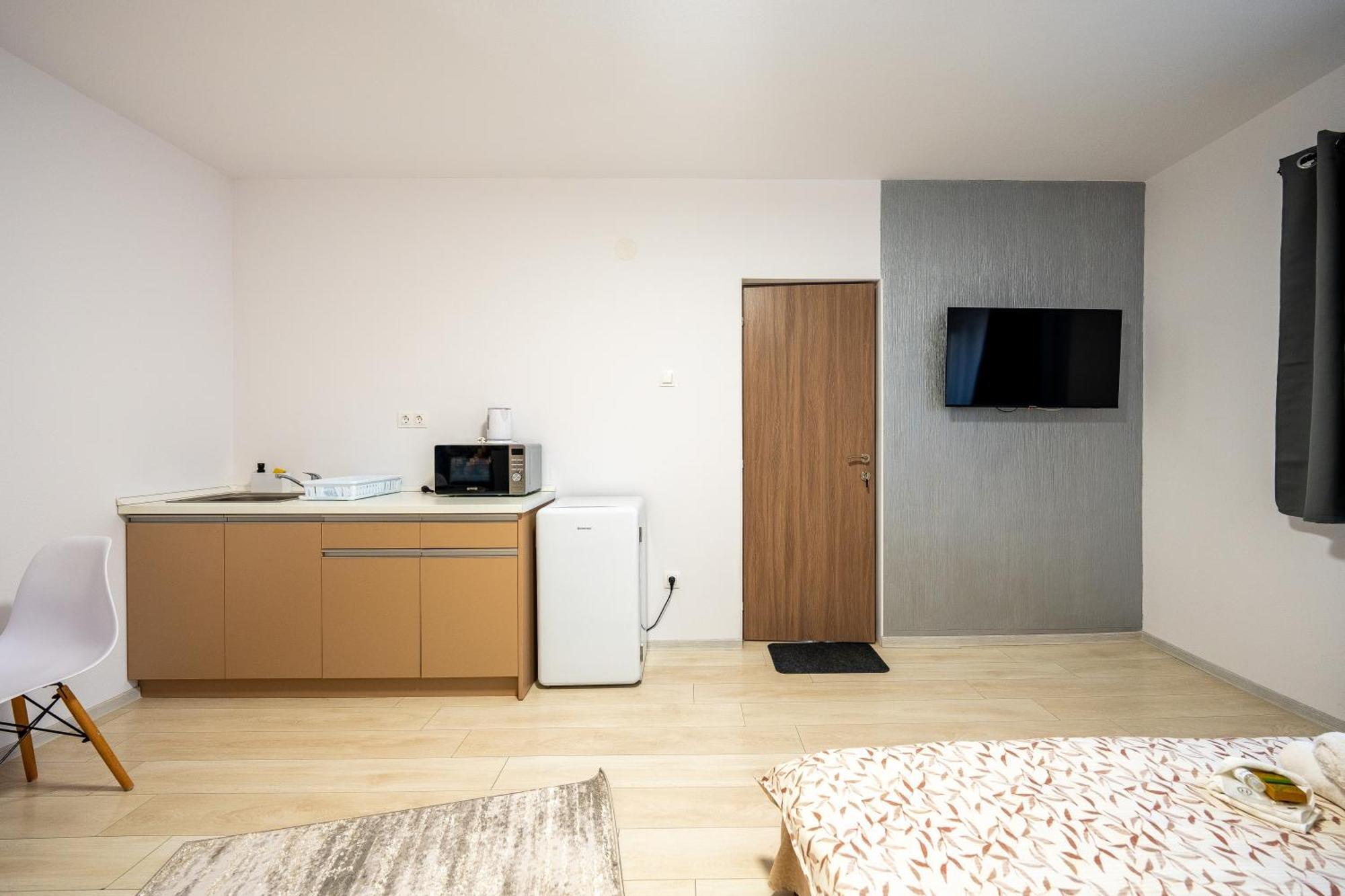 Yvett House Hotel Sfantu Gheorghe  Luaran gambar
