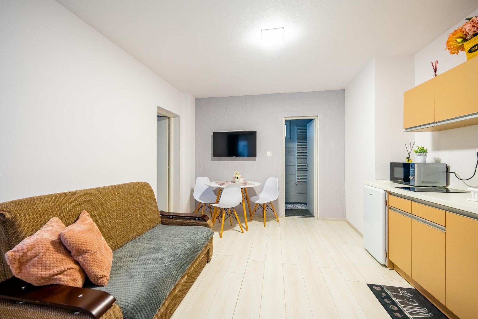 Yvett House Hotel Sfantu Gheorghe  Luaran gambar